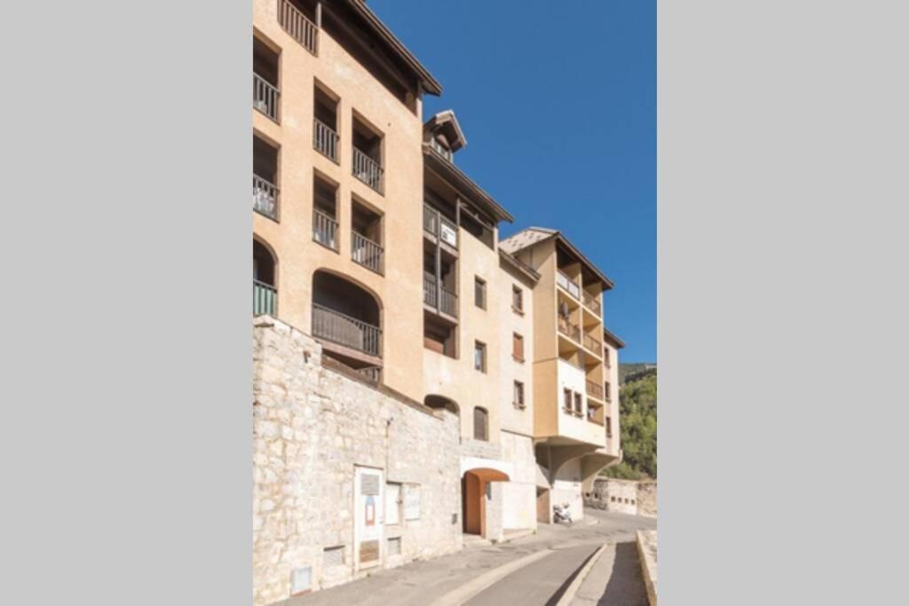 Studio Ideal 2 Personnes Et/Ou Avec 2 Enfants Briancon  Bagian luar foto